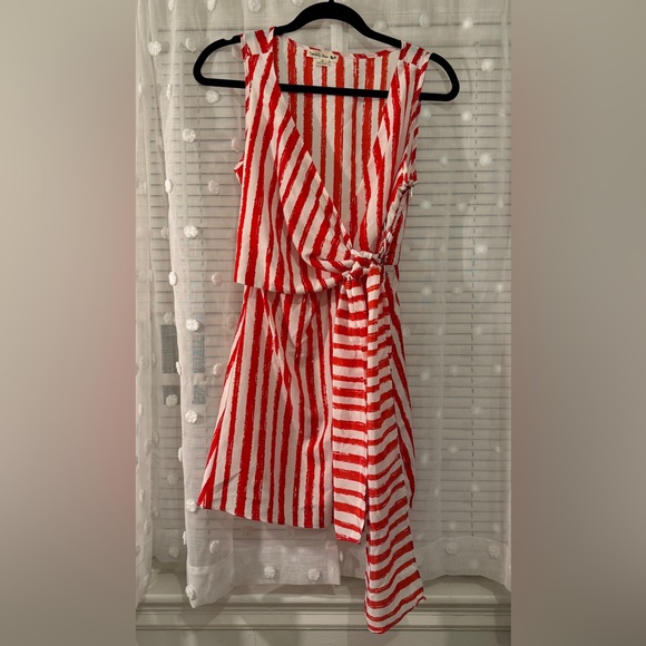 Red and White Mini Wrap Dress - Picture 5 of 7